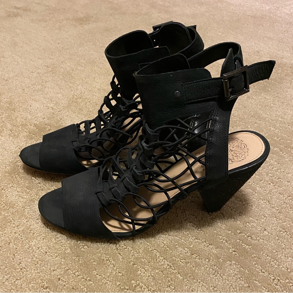 Vince Camuto Eliaz sandal size 7.5, black, gently used